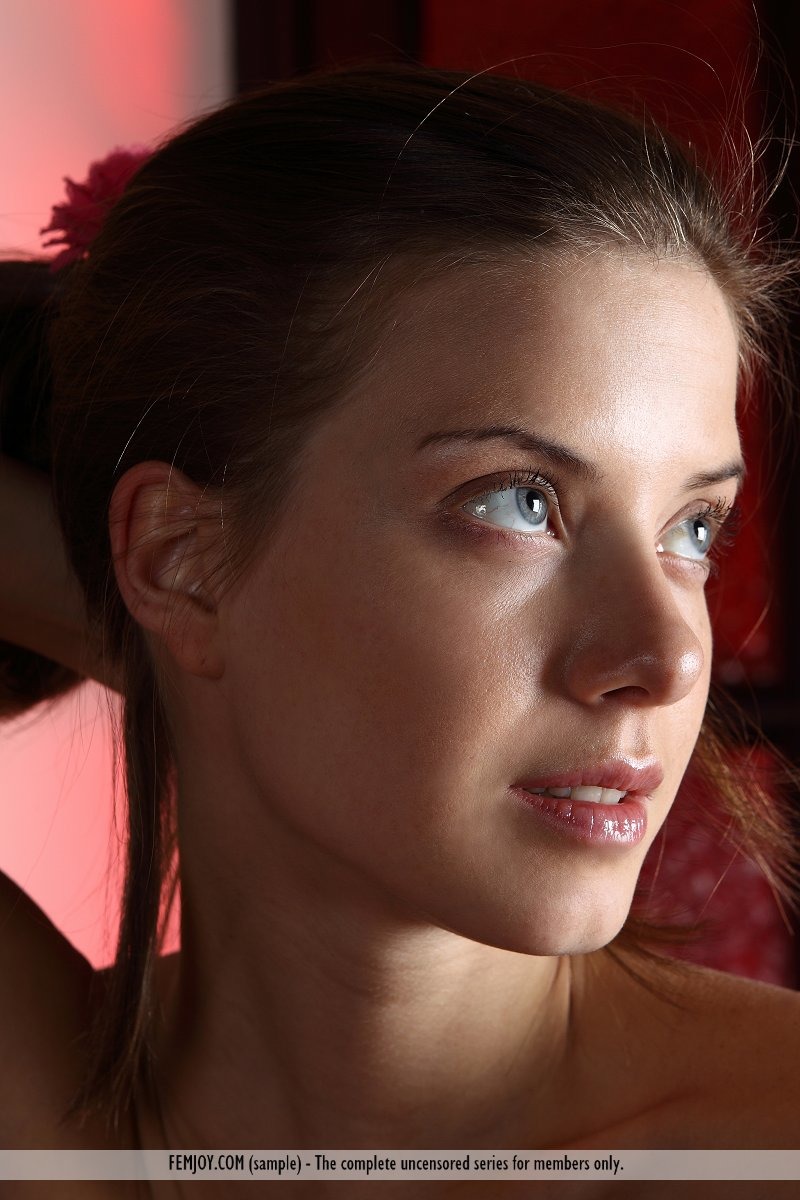 Sexy Little Tramp Danica