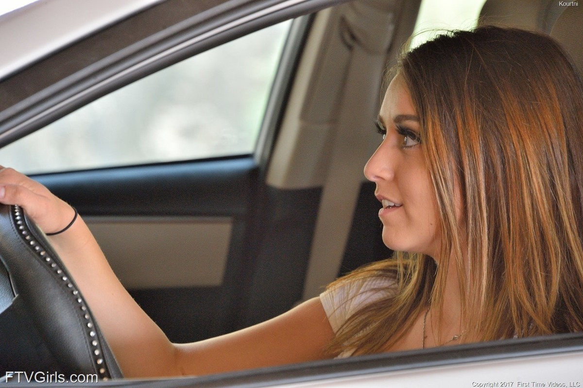 Pantyless Babe Kourtni Spreading Her Fat Bald Pussy