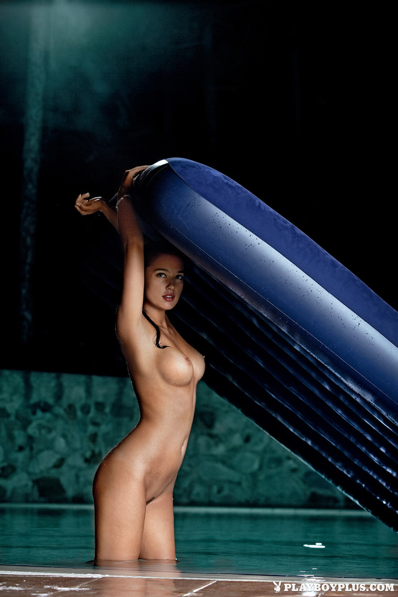 Ukrainian Centerfold Jevgenija Tischenko