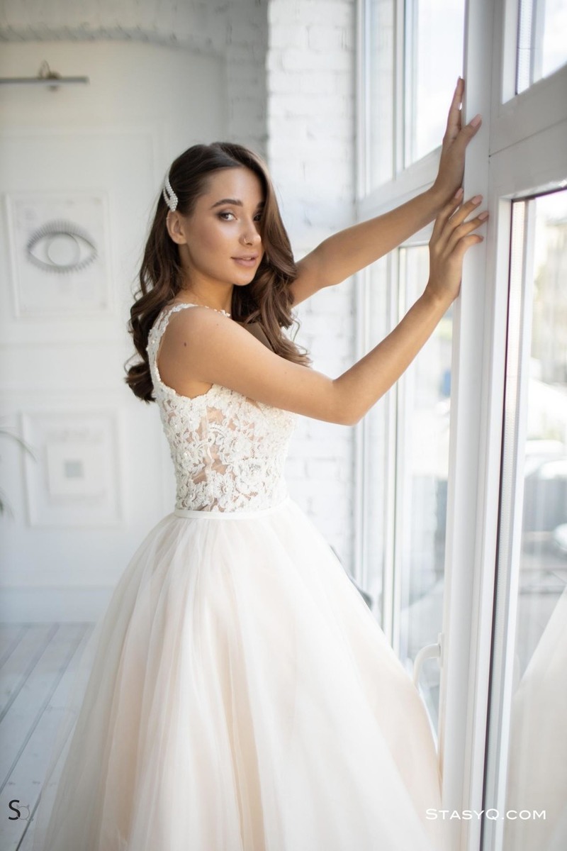 Liya Silver Bride
